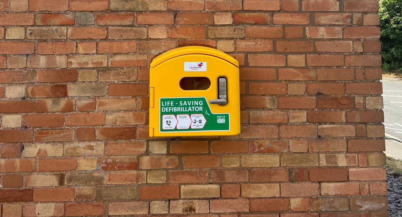 Community public access defibrillator install – Bromsgrove 
